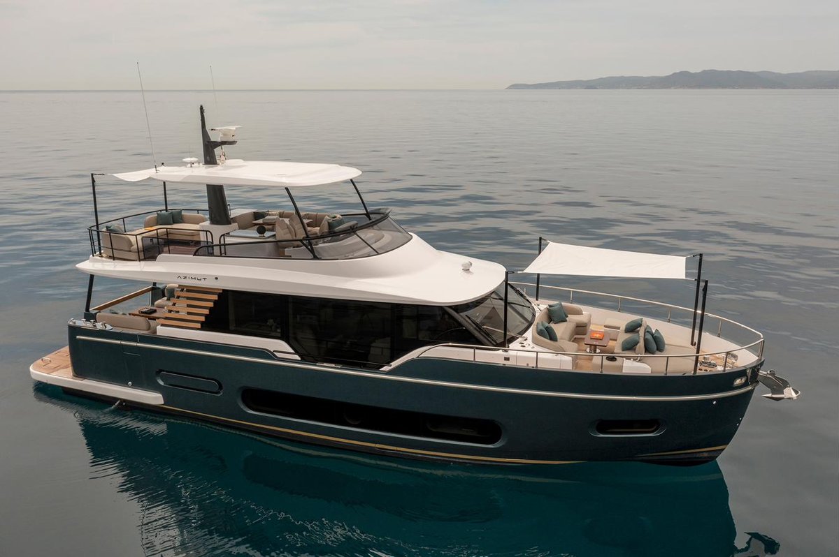 Azimut Magellano 60 long-range cruiser